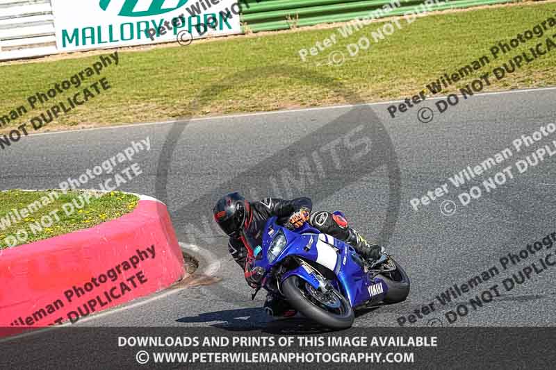 enduro digital images;event digital images;eventdigitalimages;mallory park;mallory park photographs;mallory park trackday;mallory park trackday photographs;no limits trackdays;peter wileman photography;racing digital images;trackday digital images;trackday photos